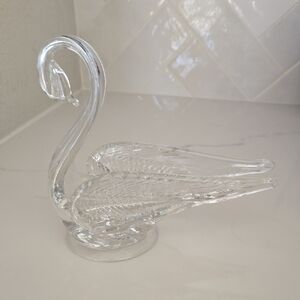 Elegant Clear Glass Swan Figurine